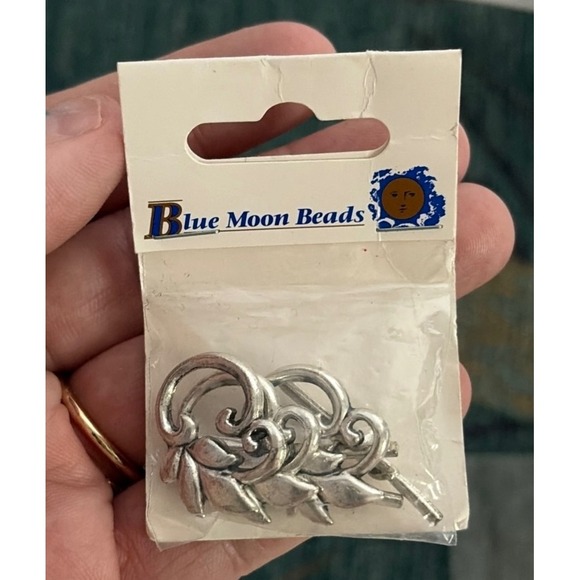Blue Moon Beads Other - Blue Moon Beads Silver Tone Scroll Leaf Metal Charms Jewelry Findings Set